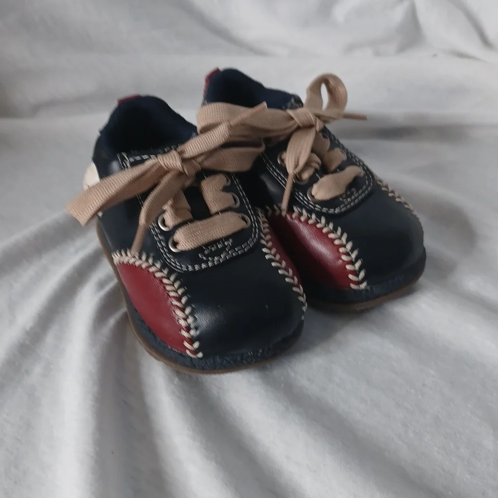 Baseball design‎ kids shoes.